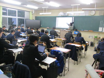 R7.12.11or18-1年-04